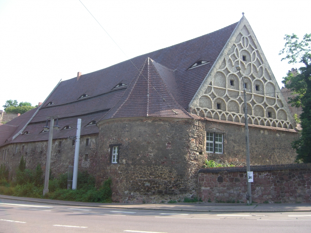 Halle