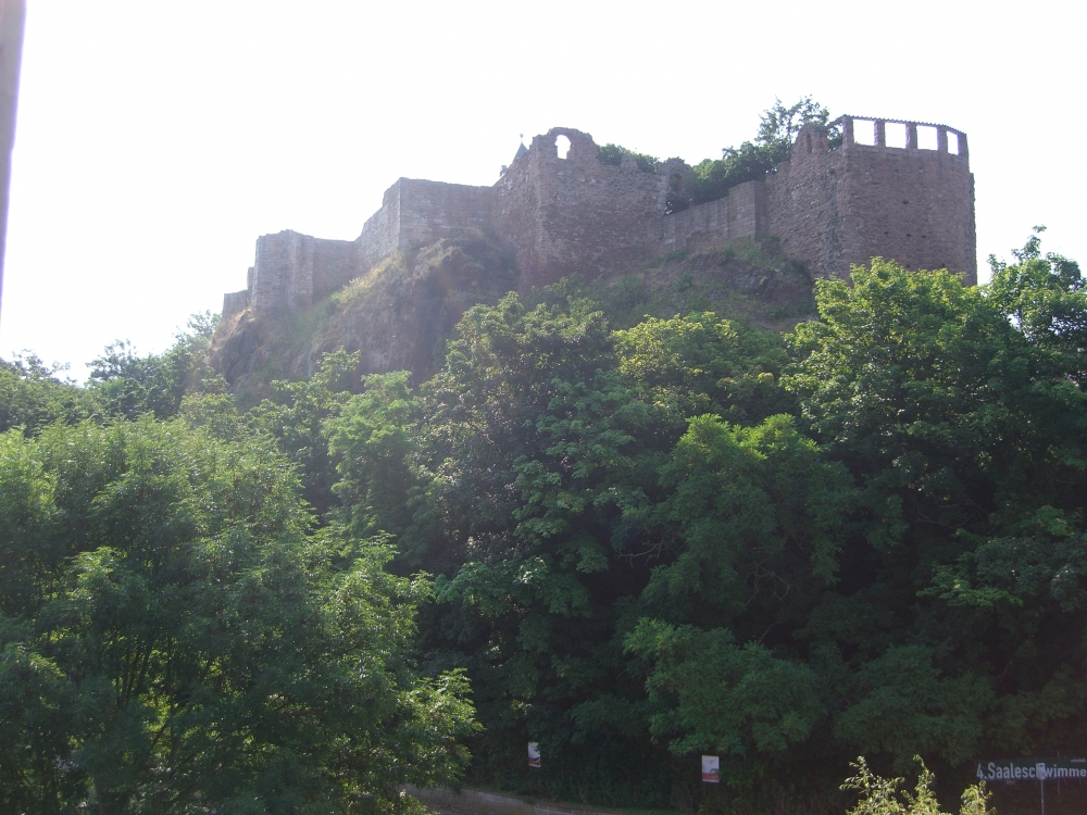 Halle